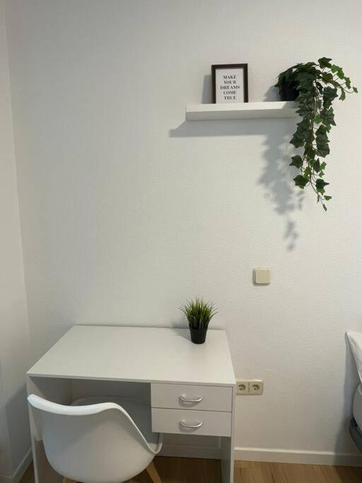 Juan Pantoja, Apartamento Para 2 En Metro Alvarado Madryt Zewnętrze zdjęcie
